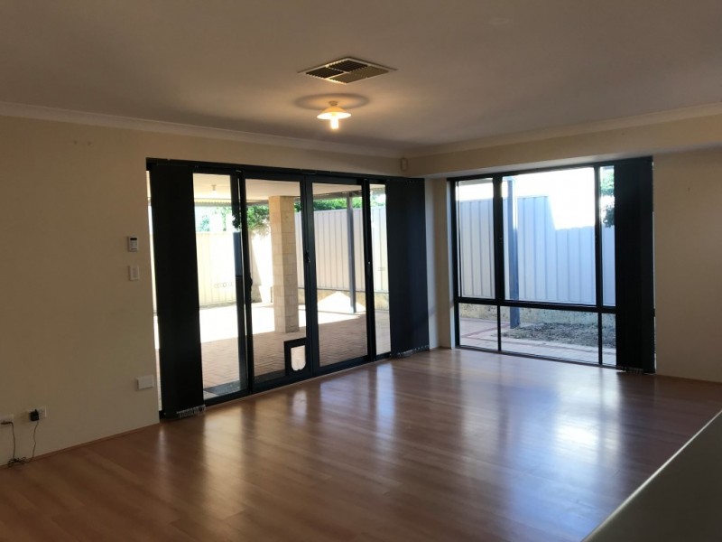 11 Arniston Way, Darch WA 6065