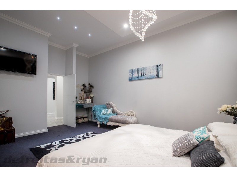 4 Perugino Avenue, Landsdale WA 6065