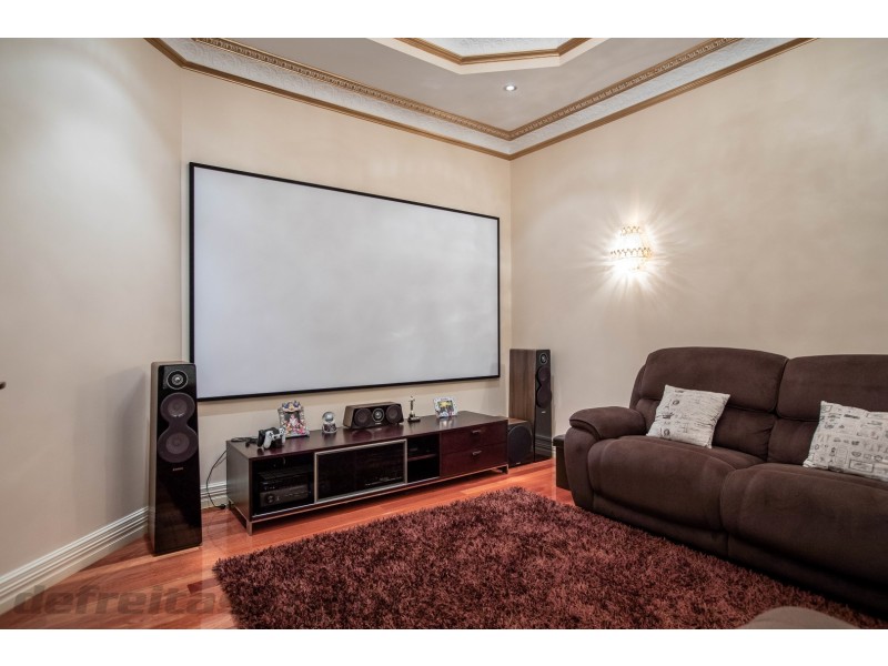 20 Graceland Avenue, Landsdale WA 6065