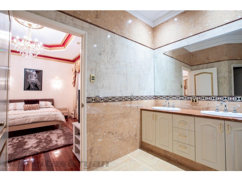 20 Graceland Avenue, Landsdale WA 6065