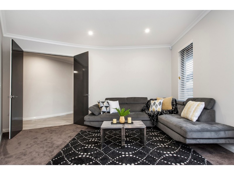 7 Maruyama Way, Landsdale WA 6065