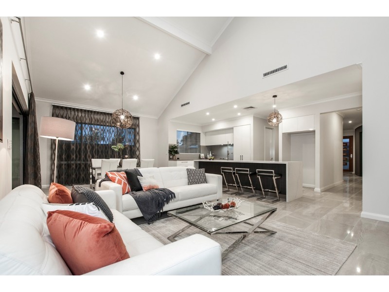 7 Maruyama Way, Landsdale WA 6065