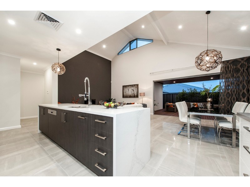 7 Maruyama Way, Landsdale WA 6065