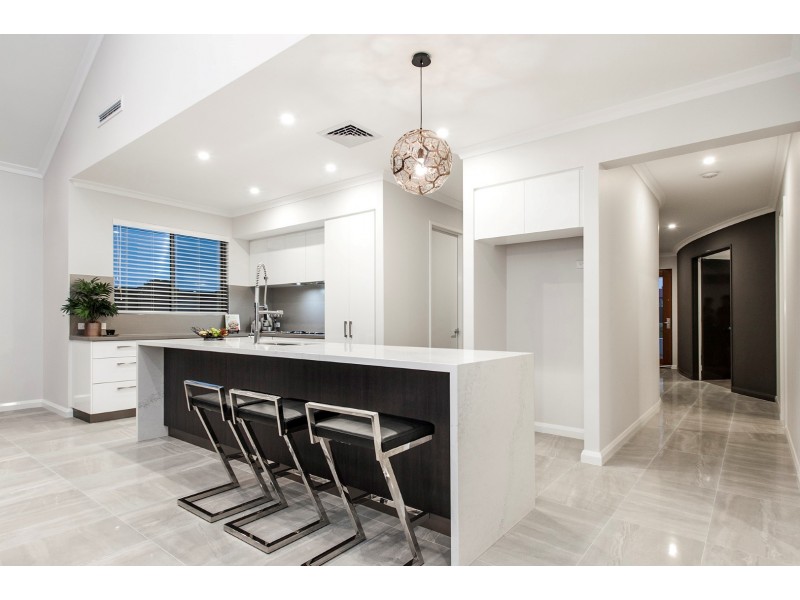 7 Maruyama Way, Landsdale WA 6065