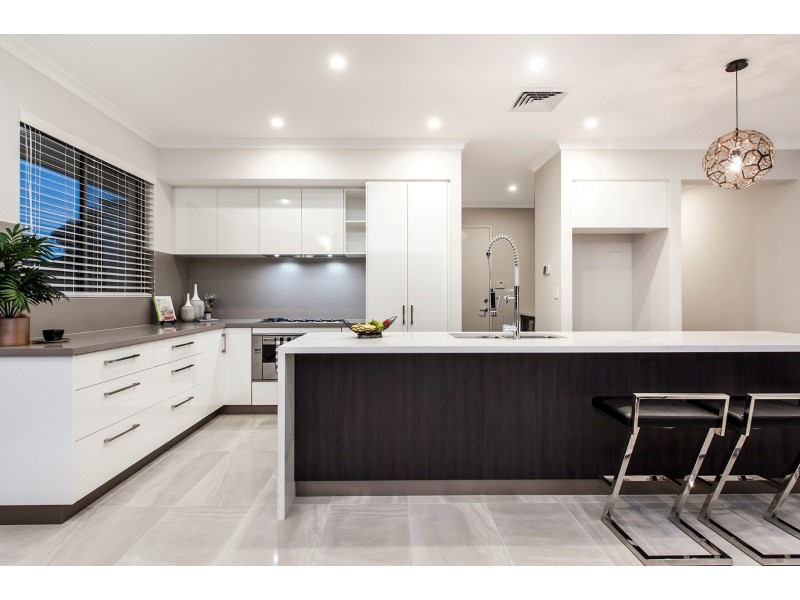 7 Maruyama Way, Landsdale WA 6065