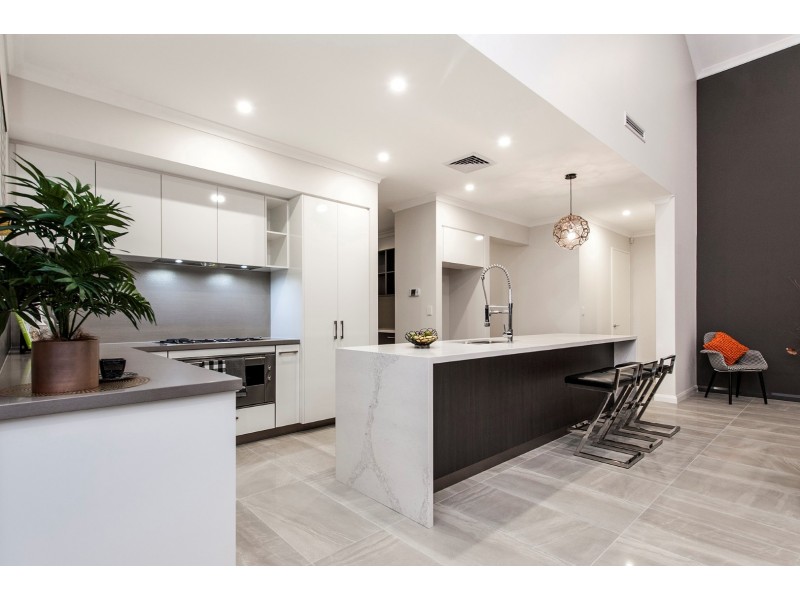 7 Maruyama Way, Landsdale WA 6065