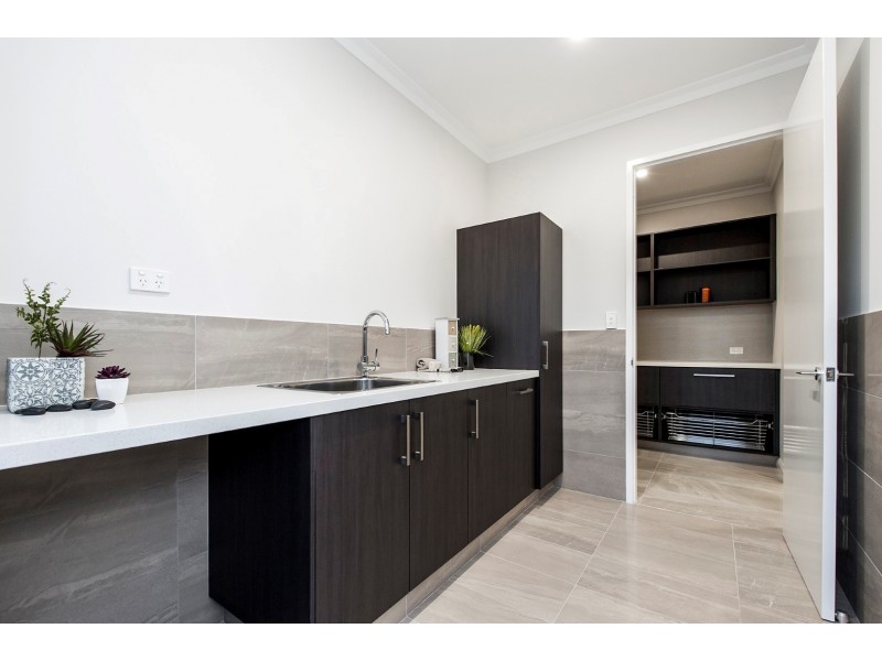 7 Maruyama Way, Landsdale WA 6065