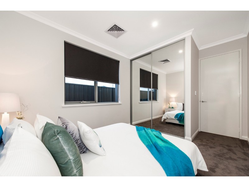 7 Maruyama Way, Landsdale WA 6065