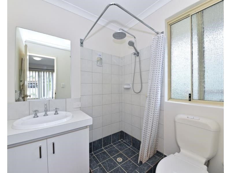 6 Rover Court, Quinns Rocks WA 6030