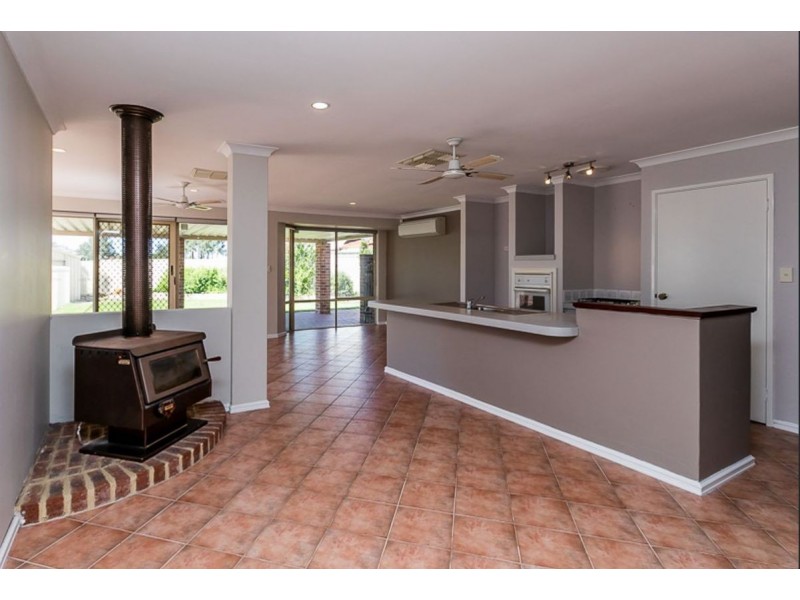 38 Timberlane Crescent, Beechboro WA 6063