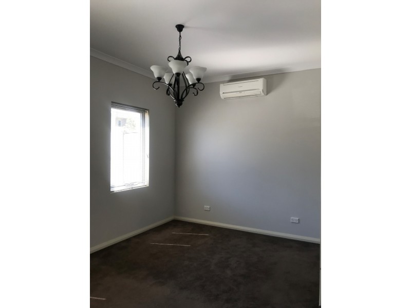 27 Gaudi Way, Clarkson WA 6030