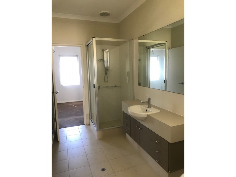 27 Gaudi Way, Clarkson WA 6030