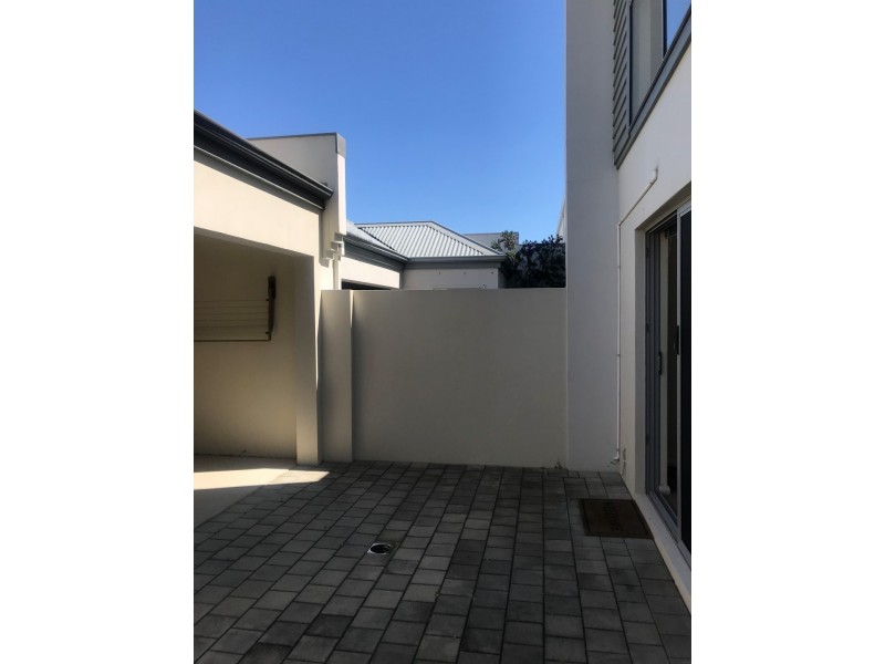 27 Gaudi Way, Clarkson WA 6030