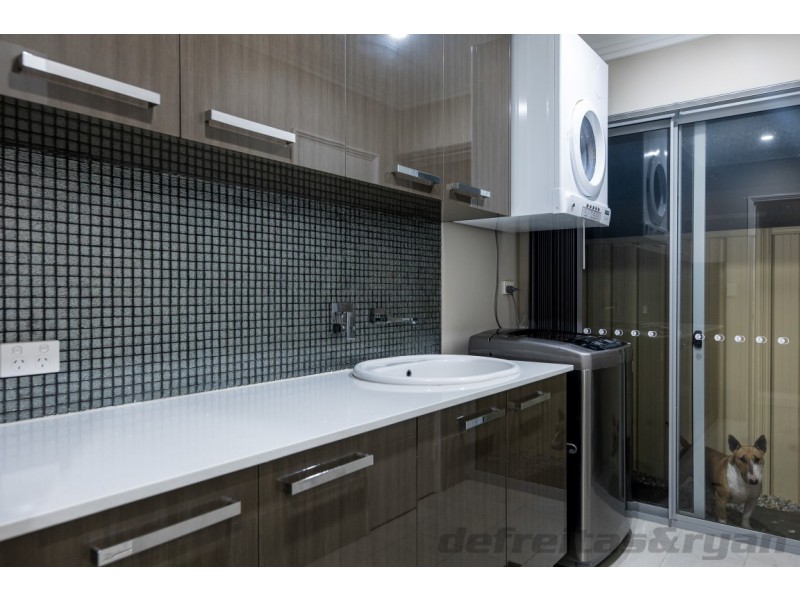 38 Ray Gardiner Vista, Tapping WA 6065