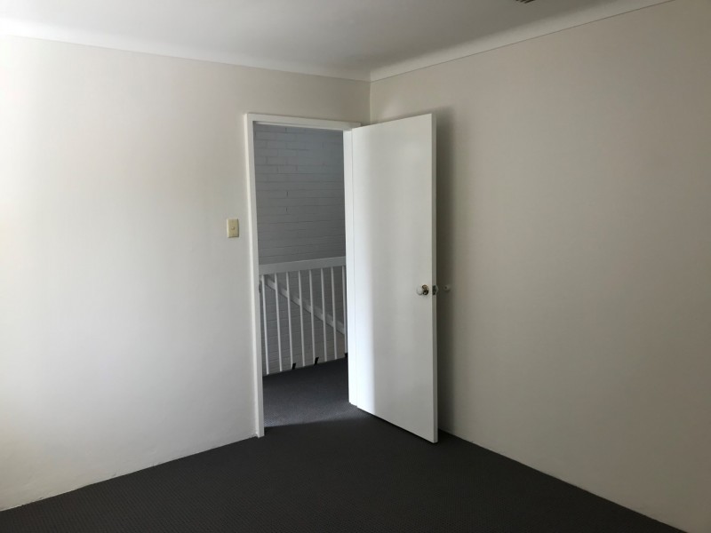 18 Rudge Place, Lockridge WA 6054
