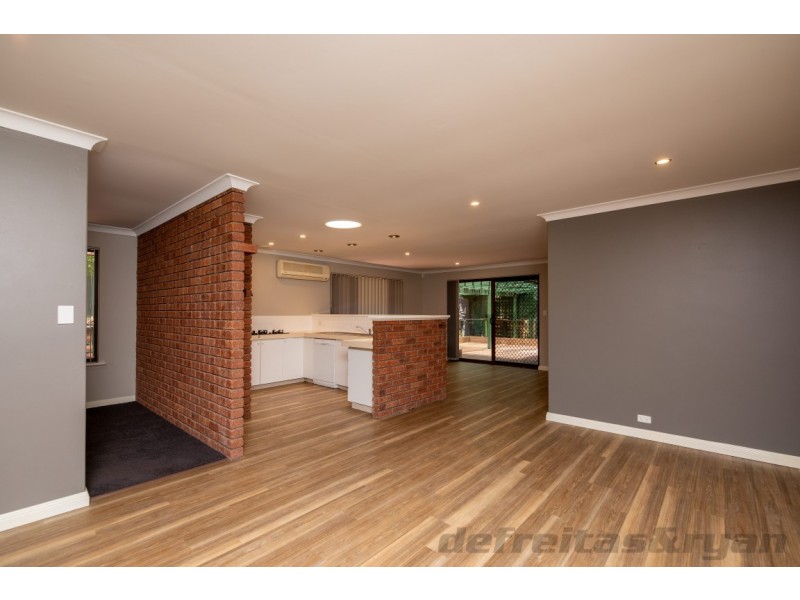 8 Busycon Place, Heathridge WA 6027