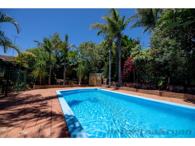 8 Busycon Place, Heathridge WA 6027