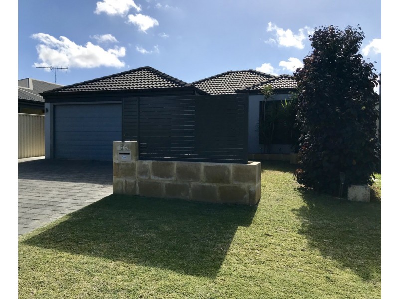 96 Bethwyn Circuit, Madeley WA 6065