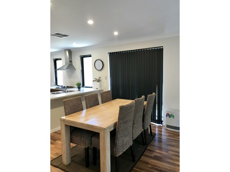 96 Bethwyn Circuit, Madeley WA 6065