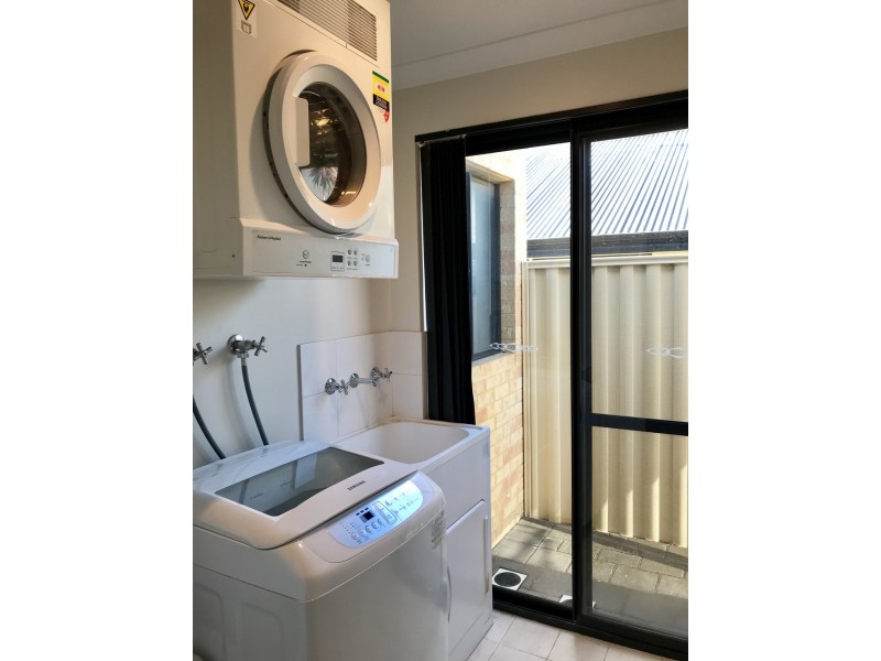 96 Bethwyn Circuit, Madeley WA 6065