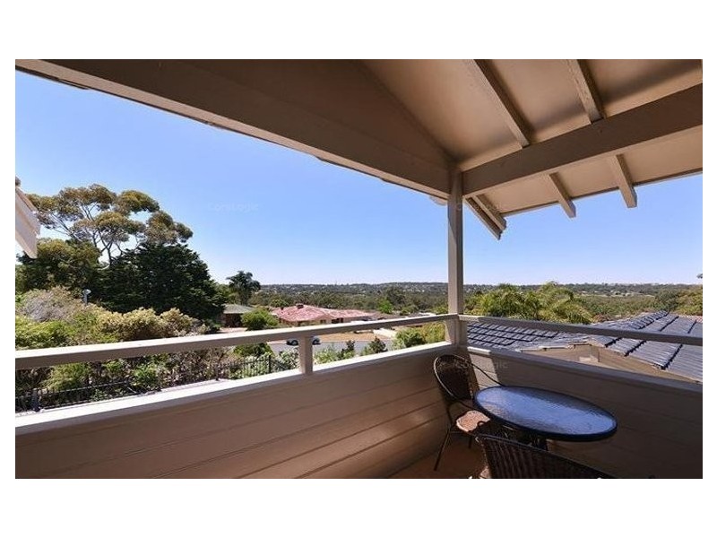 12 Ridge Close, Edgewater WA 6027