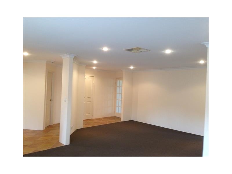 4 Chittering Vista, Pearsall WA 6065