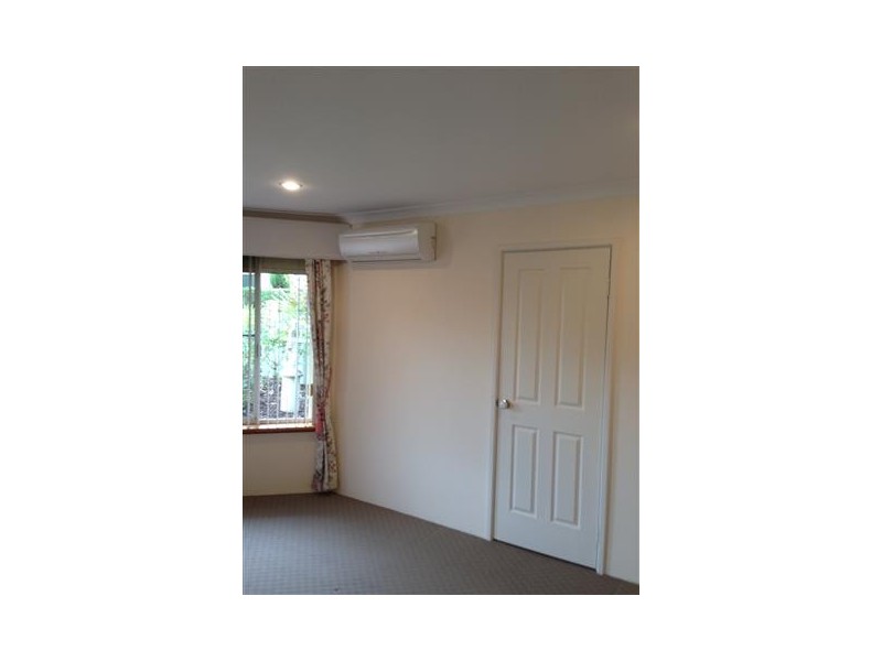 4 Chittering Vista, Pearsall WA 6065