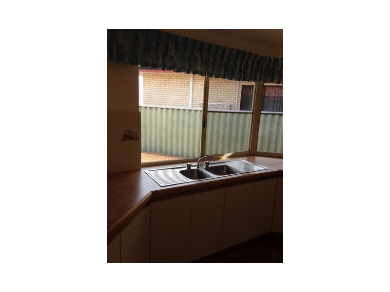 4 Chittering Vista, Pearsall WA 6065