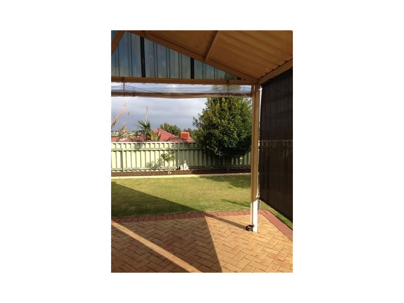 4 Chittering Vista, Pearsall WA 6065