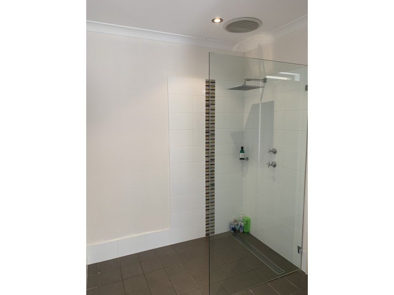 1 Birdsnest Crescent, Banksia Grove WA 6031