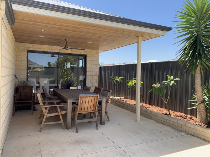 1 Birdsnest Crescent, Banksia Grove WA 6031