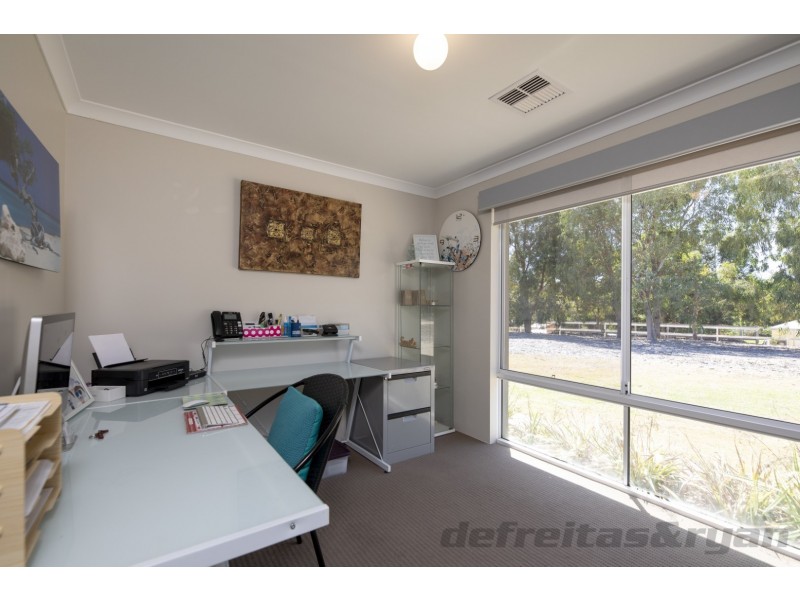 46 Cinnamon Meander, Two Rocks WA 6037
