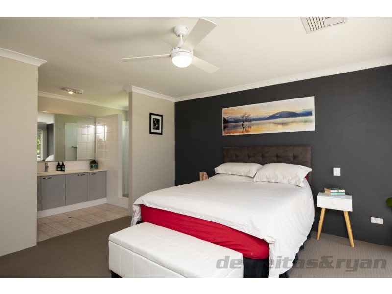46 Cinnamon Meander, Two Rocks WA 6037
