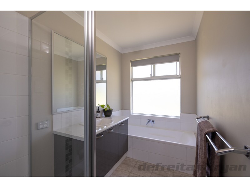 46 Cinnamon Meander, Two Rocks WA 6037