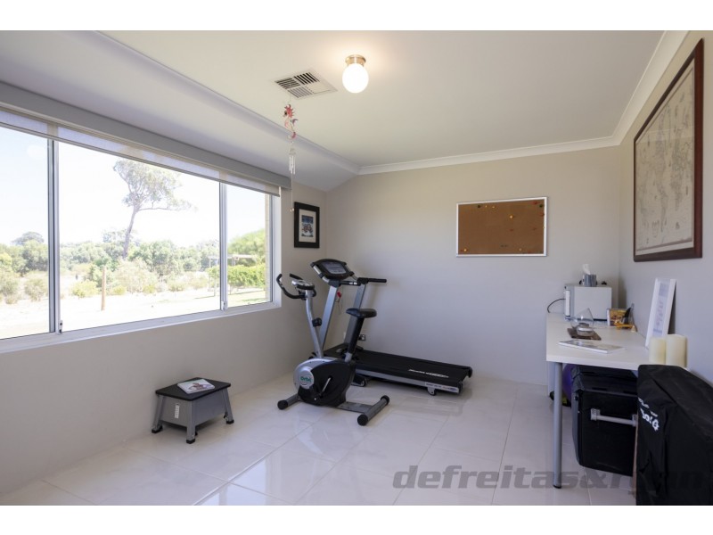 46 Cinnamon Meander, Two Rocks WA 6037