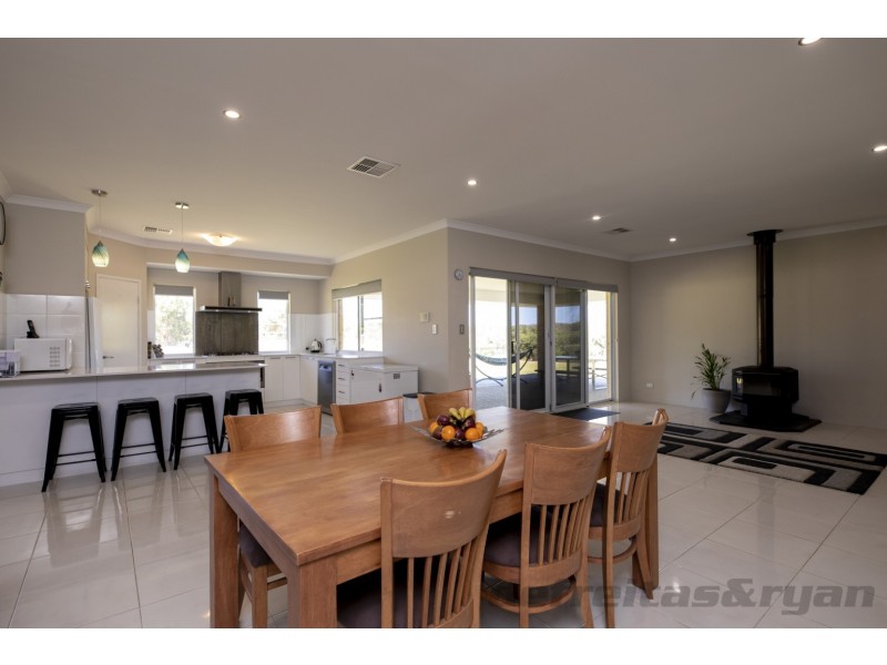 46 Cinnamon Meander, Two Rocks WA 6037