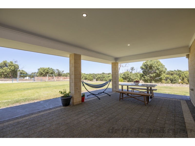 46 Cinnamon Meander, Two Rocks WA 6037