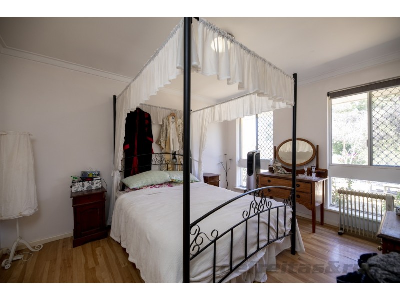 7 Bexley way, Girrawheen WA 6064