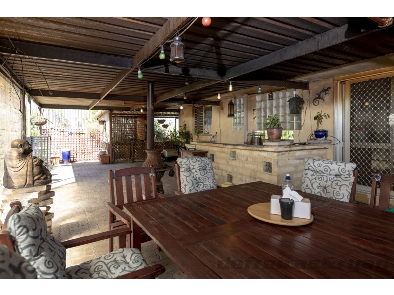 7 Bexley way, Girrawheen WA 6064