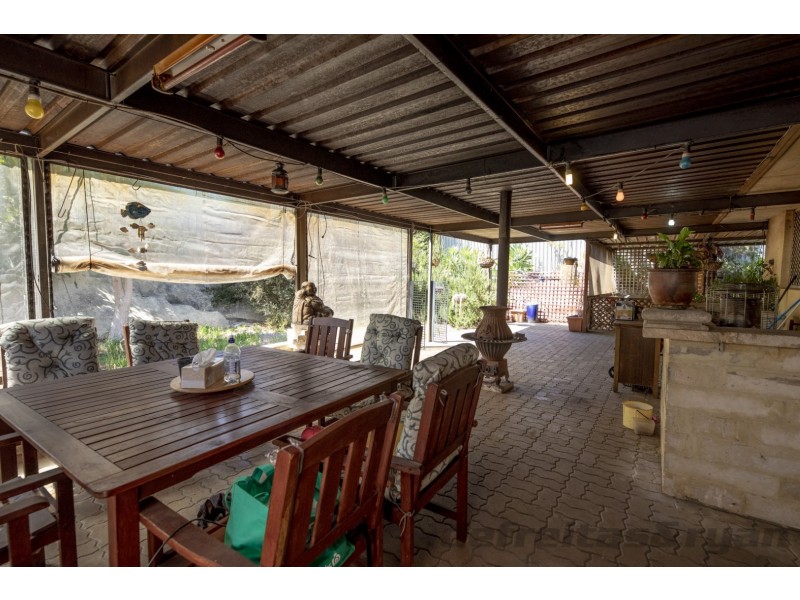 7 Bexley way, Girrawheen WA 6064