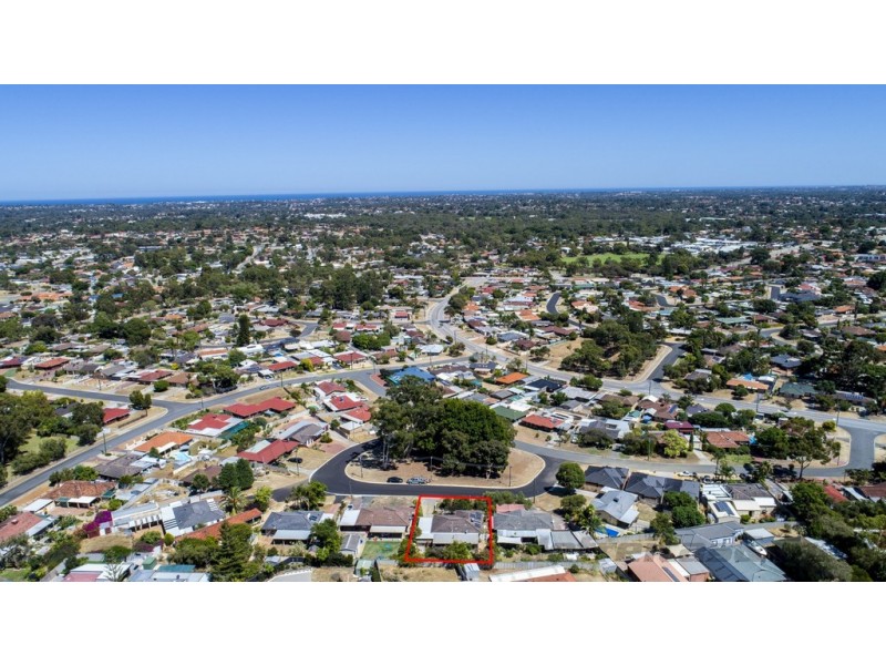 7 Bexley way, Girrawheen WA 6064