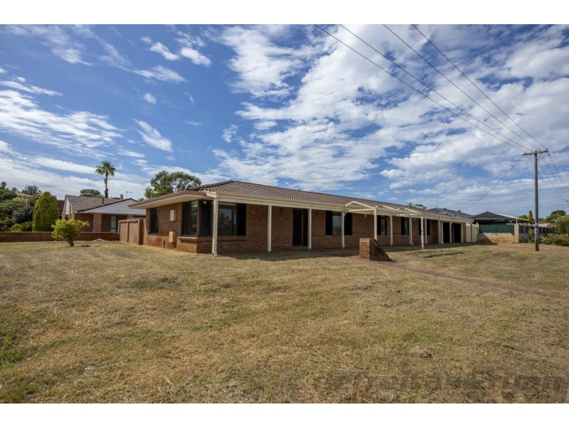 8 Pinnelli Road, Wanneroo WA 6065