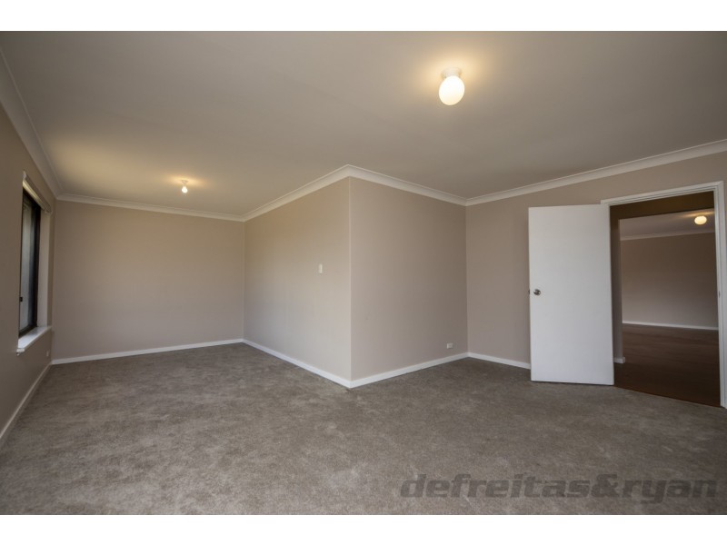 8 Pinnelli Road, Wanneroo WA 6065