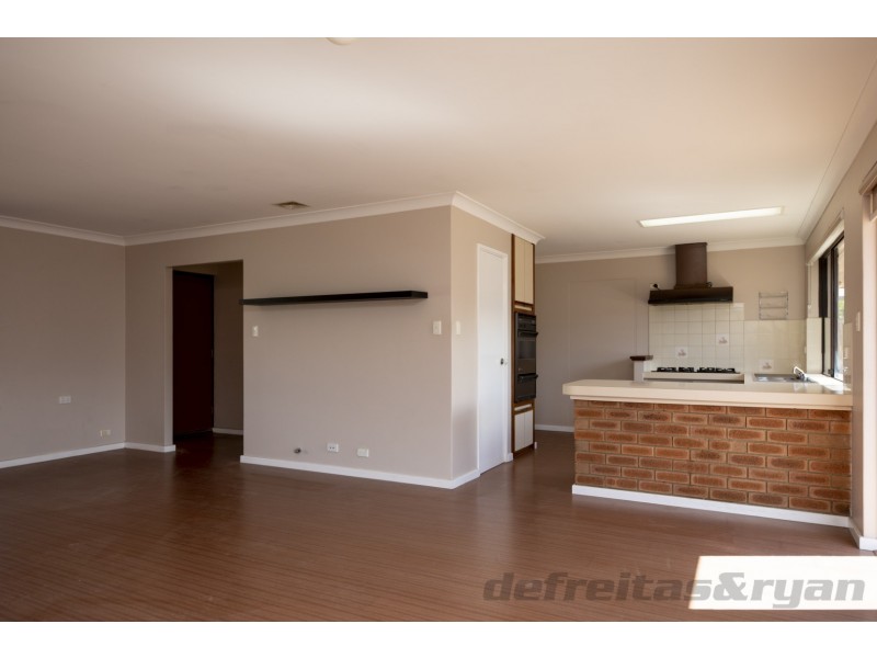 8 Pinnelli Road, Wanneroo WA 6065