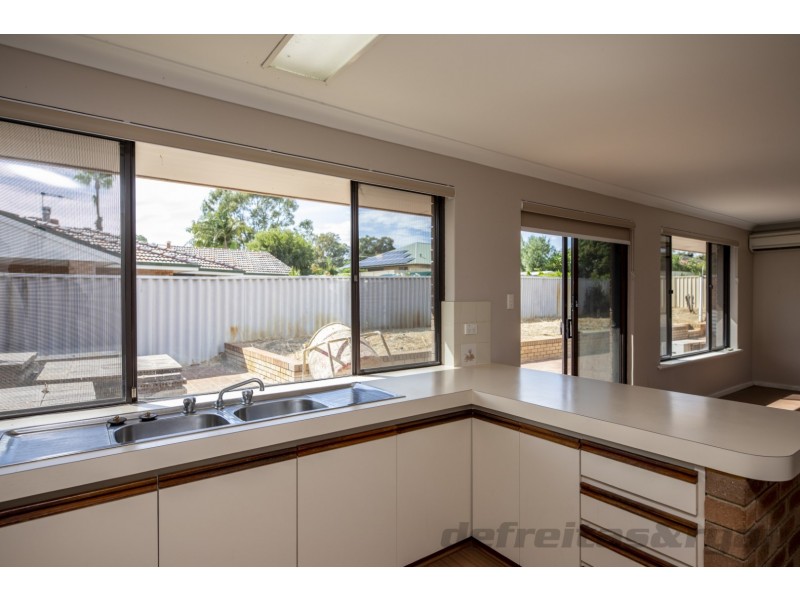 8 Pinnelli Road, Wanneroo WA 6065