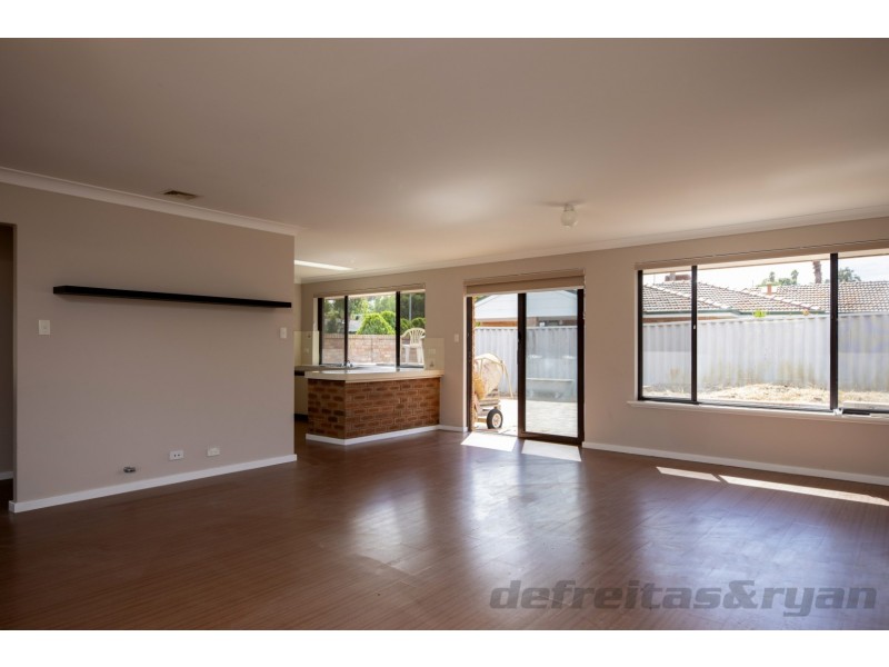 8 Pinnelli Road, Wanneroo WA 6065