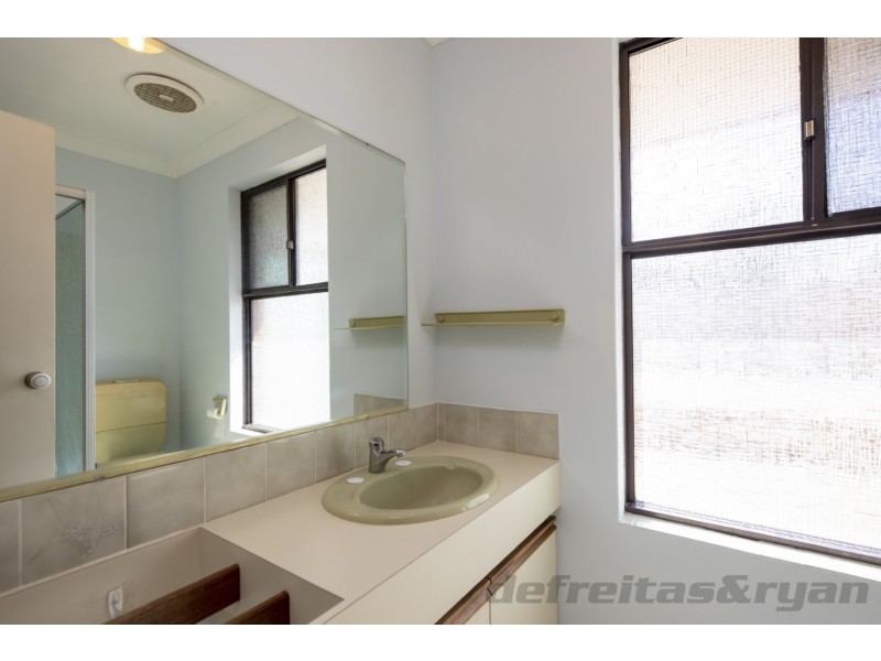 8 Pinnelli Road, Wanneroo WA 6065