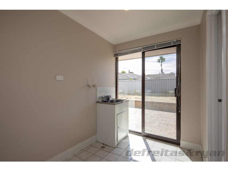 8 Pinnelli Road, Wanneroo WA 6065