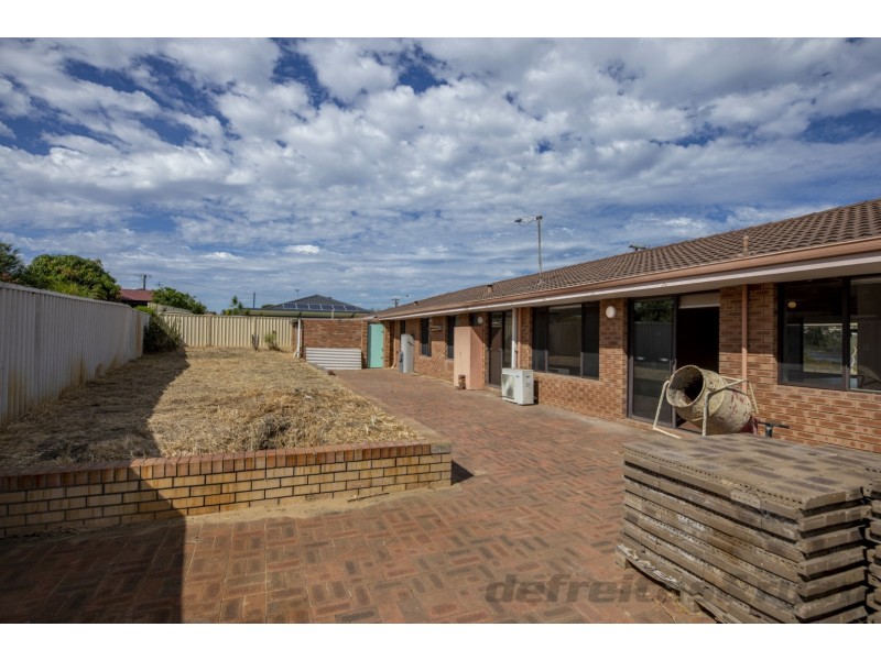 8 Pinnelli Road, Wanneroo WA 6065