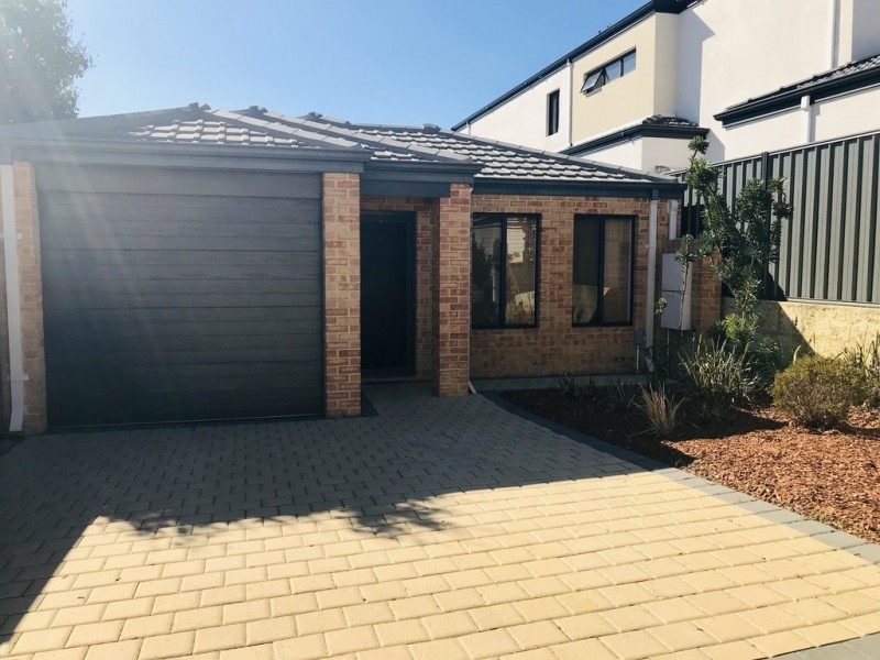 17 Harrison Lane, Madeley WA 6065